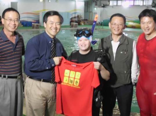 台灣英雄：范晉嘉從容無懼的唐寶寶圖片