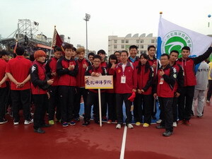 開幕當天，台北海院唐彥博校長親自帶領選手及教練進場。圖片