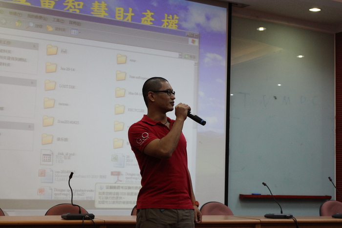 吳宗孟老師蒞校講解與介紹圖片